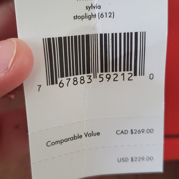 Kate Spade ♠️ - Picture 2 of 5